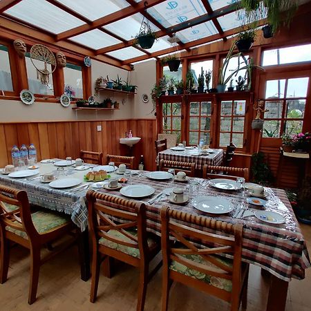 Hotel Carnation Rest Nuwara Eliya Exterior foto